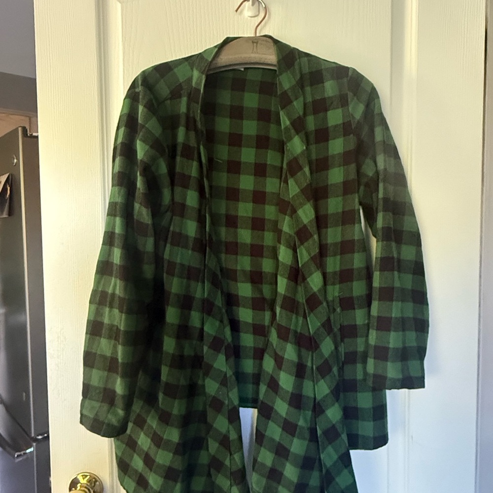 Green plaid  cardigan
